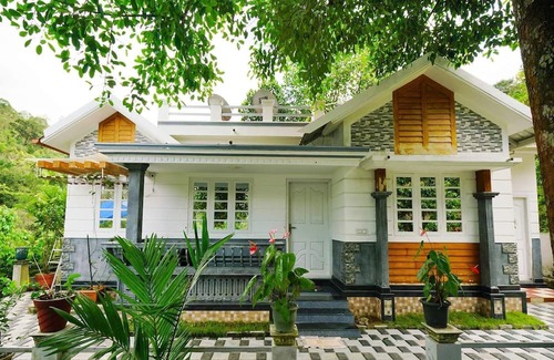 Devikolam House | Amiable Home Stay near to National Highway/Munnar