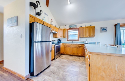 Rodanthe House | On Special - Oceanview in Rodanthe-Relax at Pool, Hot Tub, Game Room, Pier Pass,