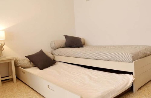 Le Lavandou Apartment | Apartment Le Lavandou, studio flat, 4 persons