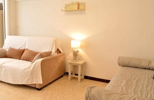 Le Lavandou Apartment | Apartment Le Lavandou, studio flat, 4 persons