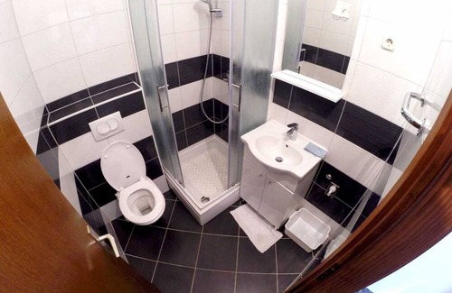 Stomorska Apartment | Apartment Star - with swimming pool: A1(4) - Stomorska, Island Solta, Croatia