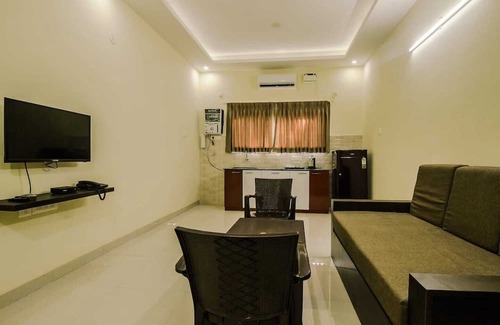 Vagator Hotel | Raj Exotic Palms