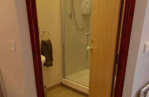 Stone Bed & Breakfast | The Bridge Inn