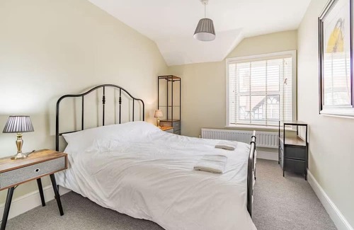 Cromer Hotel | Beverley House