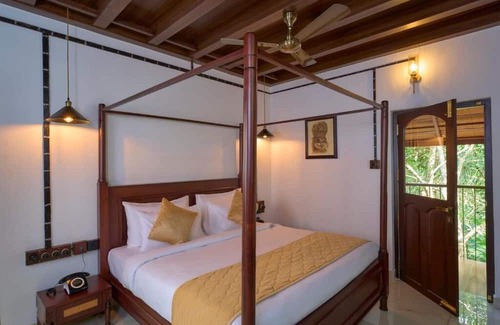 Tirur Resort | MALABAR KOVILAKAM