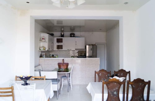 Tsqaltubo House | Bagrat Guest House