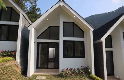 Hargomulyo Cabin | Ulya Kabin Tawangmangu