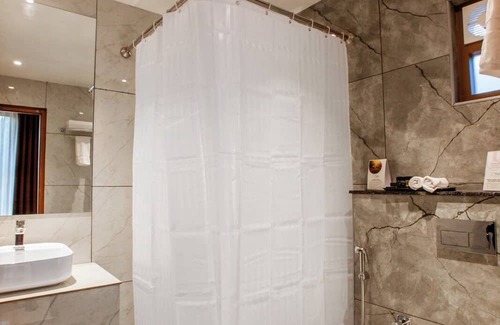 Pallam Hotel | Park Residency Pallom