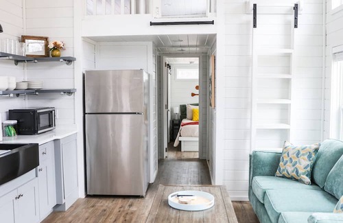 Dover House | Pepper's Place