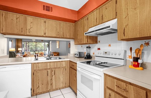 Ventura Apartment | Upstay 2BR Golfer s Retreat w Patio Ventura Resort