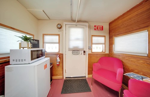 Adrian Furnace Apartment | 'red NY Central,' Converted Railcar in Dubois!