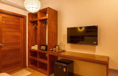 Felidhoo Hotel | Oshi Boutique