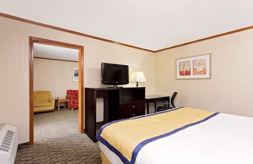 Kalamazoo Hotel | Staywell Inn