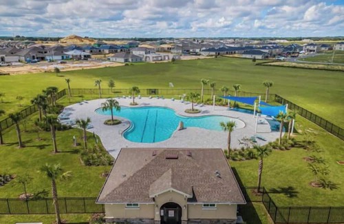 Haines City House | Modern Villa