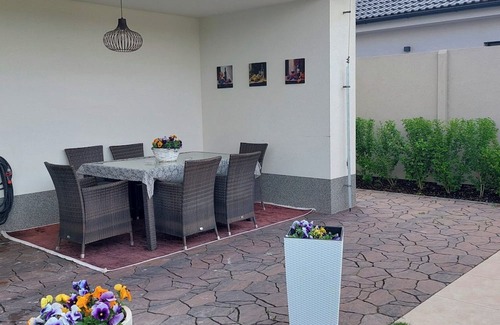 Hevlin Villa | Villa Holiday