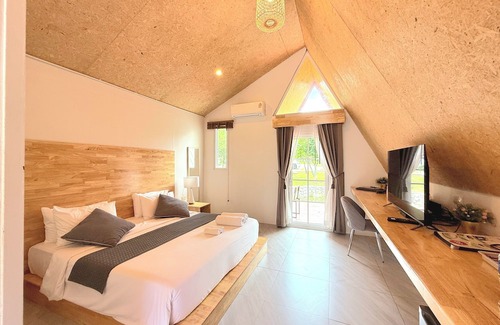 Bo Thong Hotel | Waew Arun Garden Resort