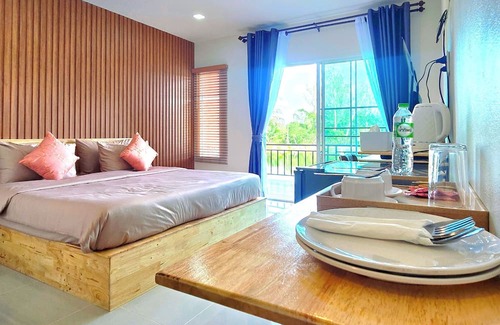 Bo Thong Hotel | Waew Arun Garden Resort