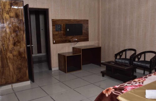 BHEL Township Hotel | HOTEL RAJWADA RANIPUR