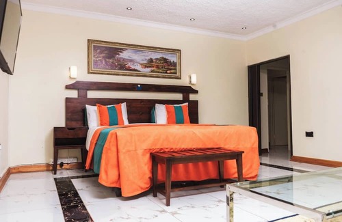 Goromonzi Hotel | Raregold Resort