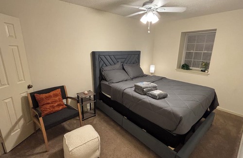 Hampton House | Cozy Hampton townhouse