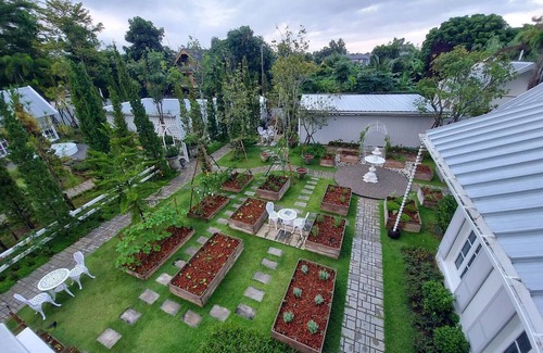 Chaiyasathan Villa | La Campagne Villa Chiangmai