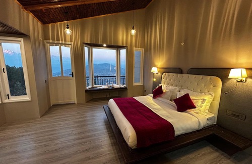 Kausani Hotel | SpellMount Resort