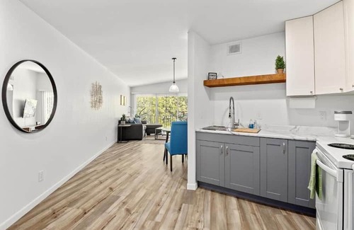 Orange Prairie Apartment | The Concord Place