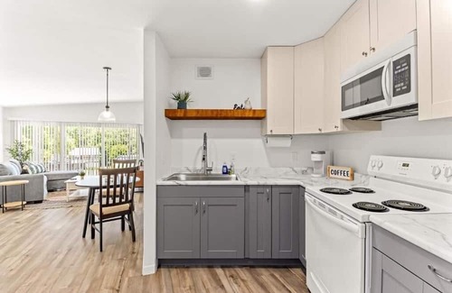 Orange Prairie Apartment | The Concord Place