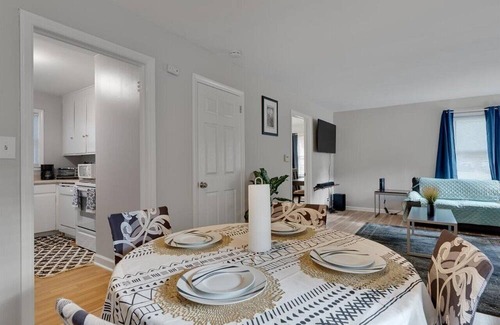 Durham Apartment | Markham 1br @ Duke East Campus 1 Bedroom Apts by Quantum Suites