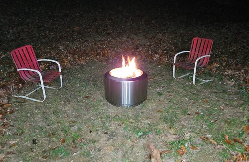 Roanoke Cabin | Charming 2-bedroom cabin only a few minutes from downtown Roanoke attractions.