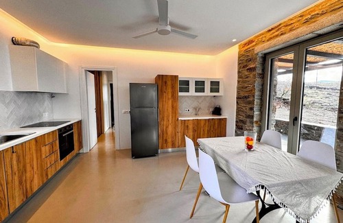 Koundouros Apartment | Tzia Authentic Stone Apt with Sea View