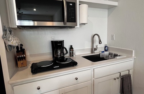 Clovis Apartment | Charming studio in Clovis, CA