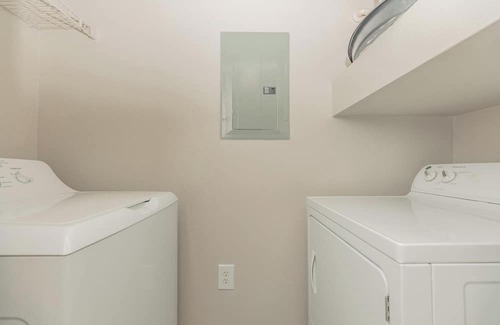 Barker Apartment | 1-bedroom apartment in Katy with WiFi and AC
