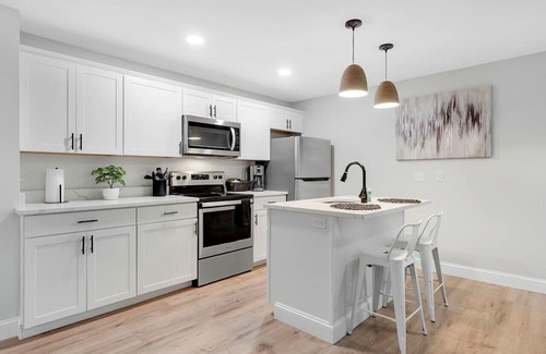 Biddeford Apartment | Maine Retreat: 1BR, Close to Old Orchard Beach