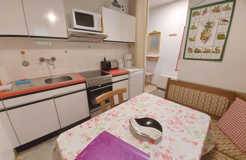 Bad Mitterndorf Apartment | The Apartment Regina in Haus Sonnenalm 8 in Bad Mitterndorf