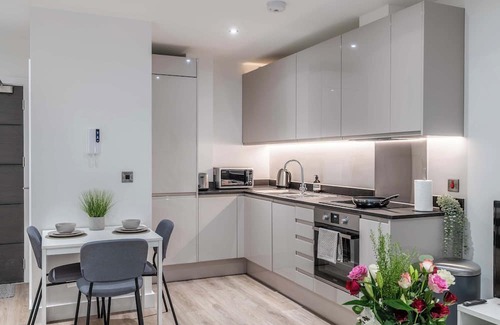 Barnt Green Apartment | Modern 1 bed apartment in Central Solihull