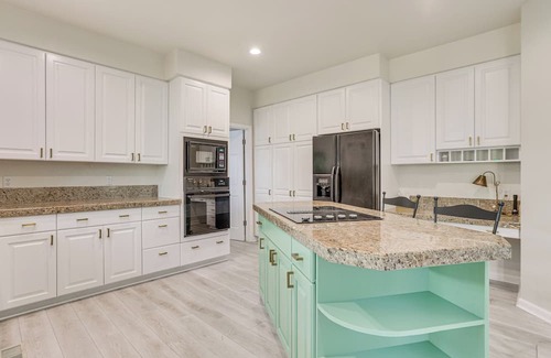 Centennial House | Pet-Friendly Home w/Fenced Yard in Centennial!
