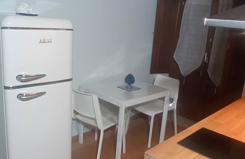 Santa Lucia Apartment | Apartment 'Borgo Sant'Antonio 14' with Sea View, Wi-Fi and Air Conditioning