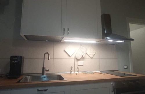 Santa Lucia Apartment | Apartment 'Borgo Sant'Antonio 14' with Sea View, Wi-Fi and Air Conditioning