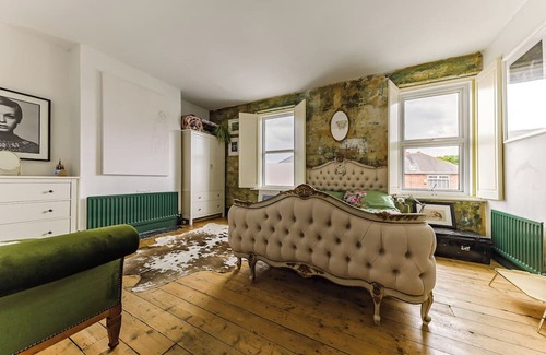 North Shields House | Stylish and spacious family home-from-home close to the beaches of North East.