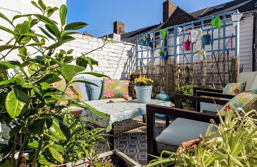 North Shields House | Stylish and spacious family home-from-home close to the beaches of North East.