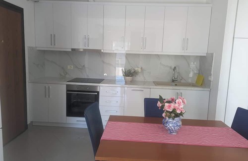 Qender Apartment | Stella's Apartments -whole apartment with WiFi, AC close to the beach in Saranda