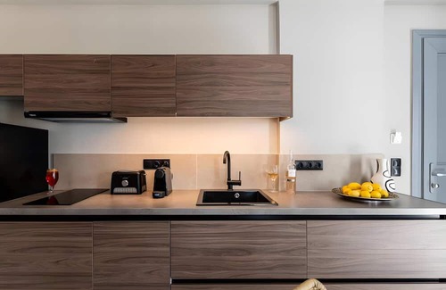 Mikri Vigla Apartment | Apartment 'Afros Beachfront' with Sea View, Wi-Fi and Air Conditioning