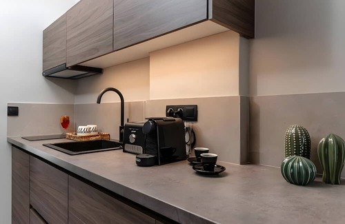 Mikri Vigla Apartment | Apartment 'Afros Beachfront' with Sea View, Wi-Fi and Air Conditioning