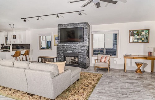 Dove Mountain House | Dove Mountain Retreat w/Pool