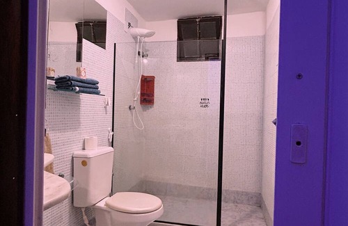 Rio Vermelho Villa | Private room and bathroom in an old mansion - In the heart of Rio Vermelho