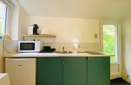 Saint-Serge Apartment | Casa Jardin des Plantes : New Studio - Quiet