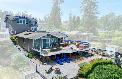 Blaine Condo | Ocean View Birch Cottage