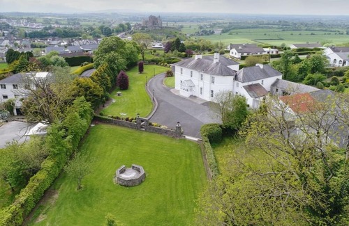 Cashel House | Tranquil Retreat Overlooking The Rock of Cashel