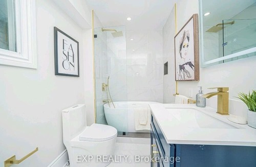 Oakwood Village House | Detached Home w/ private Backyard - Midtown Toronto - Quiet Street - Accesible